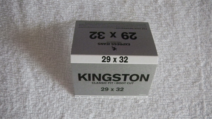 Paper hangtag with matt finish