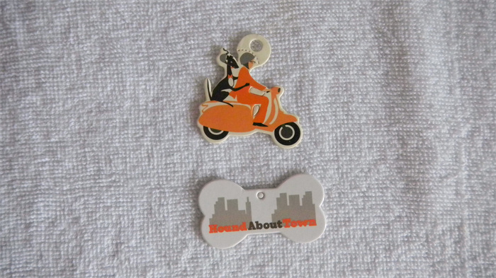 Paper hangtag with matt finish