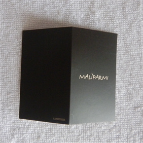 Paper hangtag with matt finish