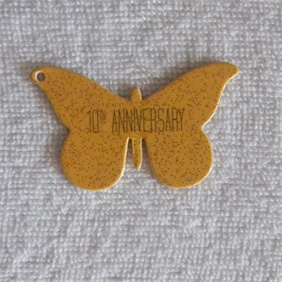 Paper hangtag with matt finish