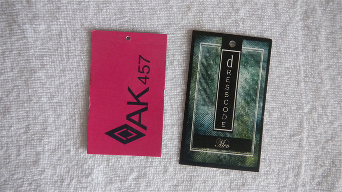 Paper hangtag with matt finish