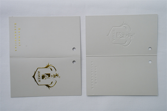 Paper hangtag with foiling
