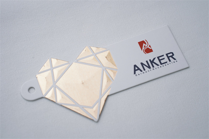 Paper hangtag with matt finish