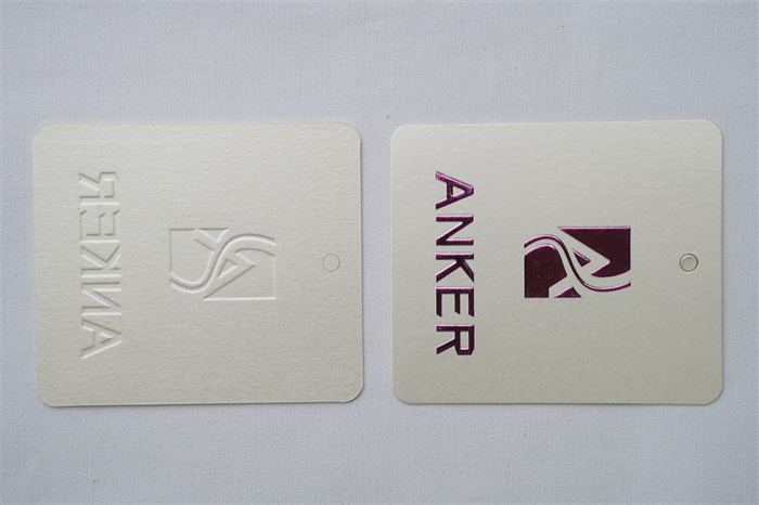 Paper hangtag with foiling
