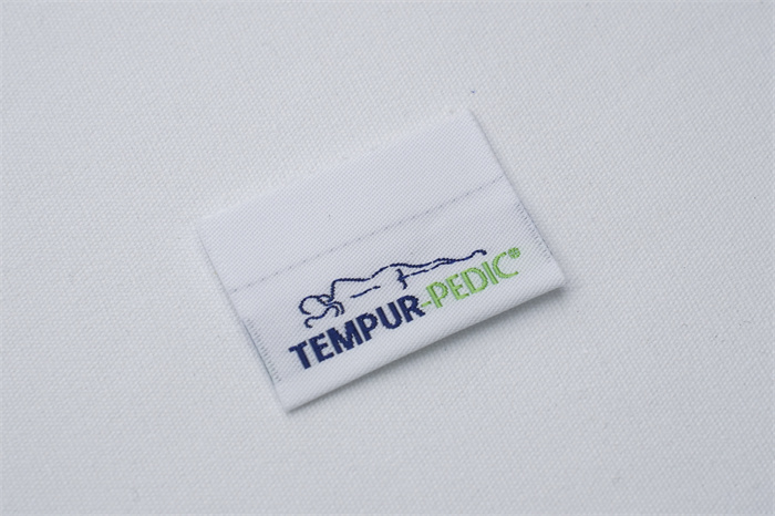 Woven Label with loop fold