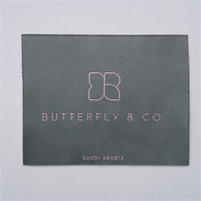 Woven Label with straight cut