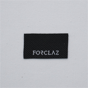 Woven Label with straight cut