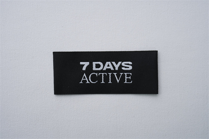 Woven Label with end fold