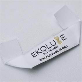 Woven Label with end fold
